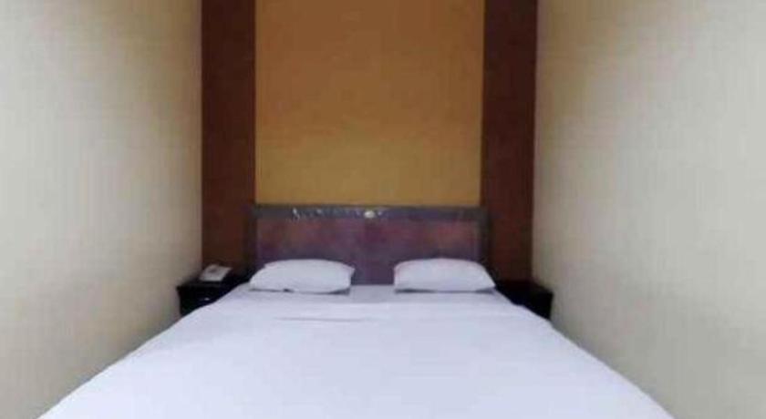 Hotel Khalista Purwakarta Bagian luar foto